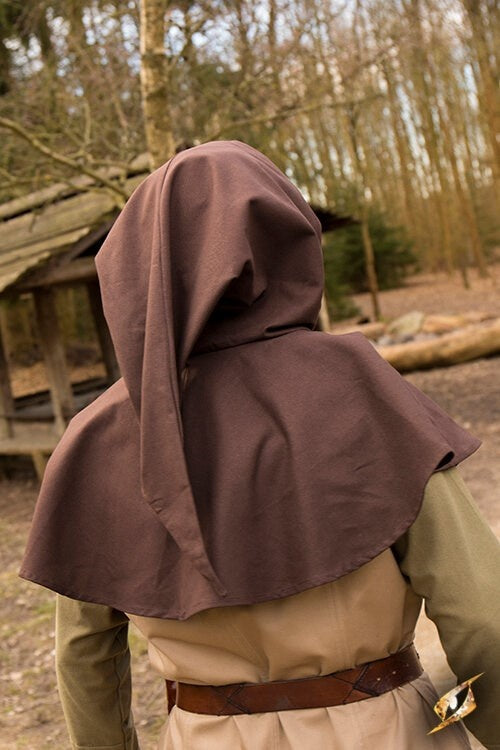 Medieval chaperon Walt, brown
