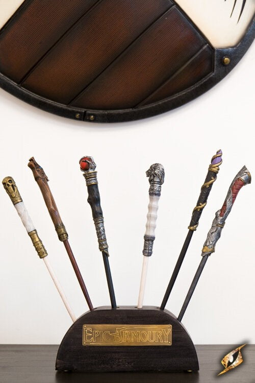 Holzständer für Zauberstäbe