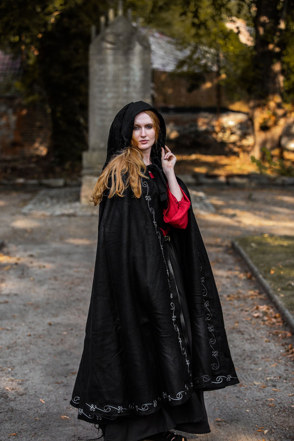 Embroidered cloak Damia, black, wool mix
