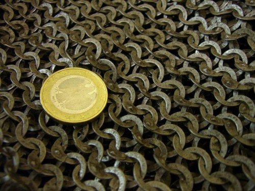 Chain mail shoulder piece, flat rings-wedge rivets 8mm