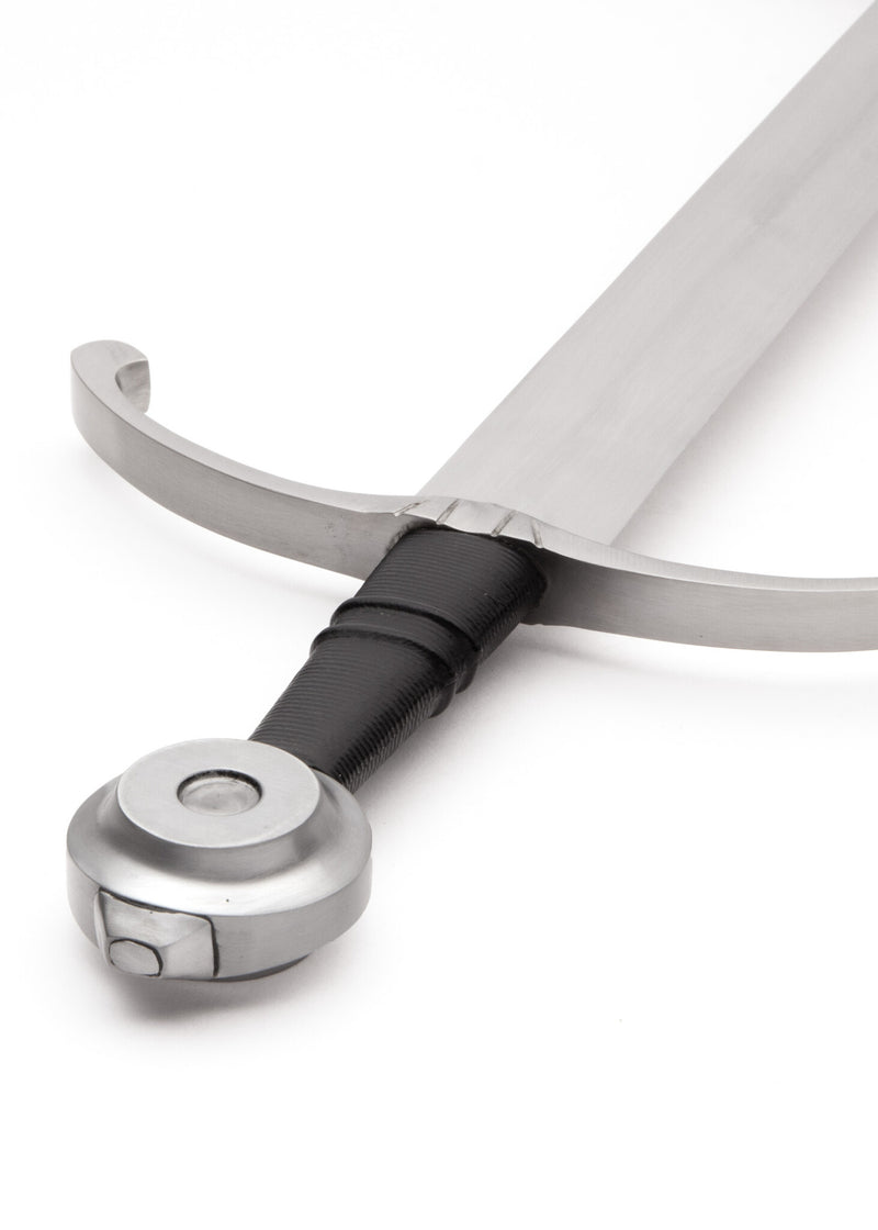 Oakeshott XVIII, Royal Armouries, halvskarpt