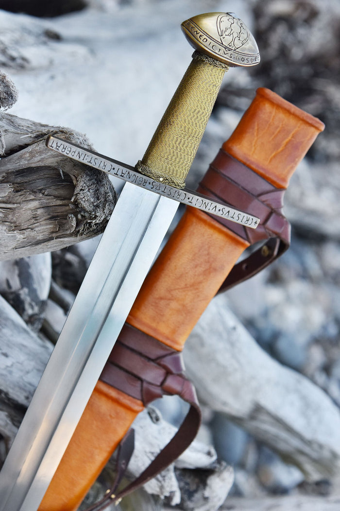 Sword of St Maurice (Vienna), 12th century, semi-sharp
