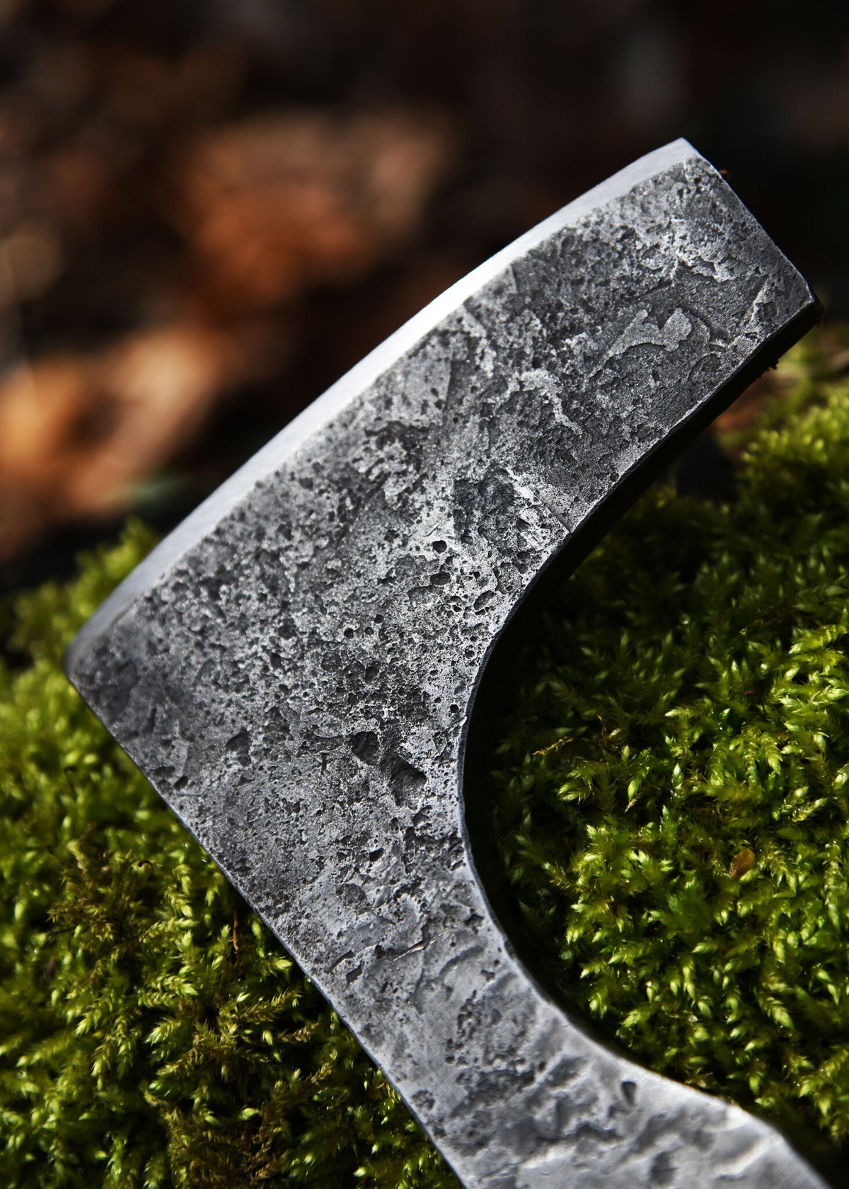 Viking axe, skeggox, type C, semi-sharp