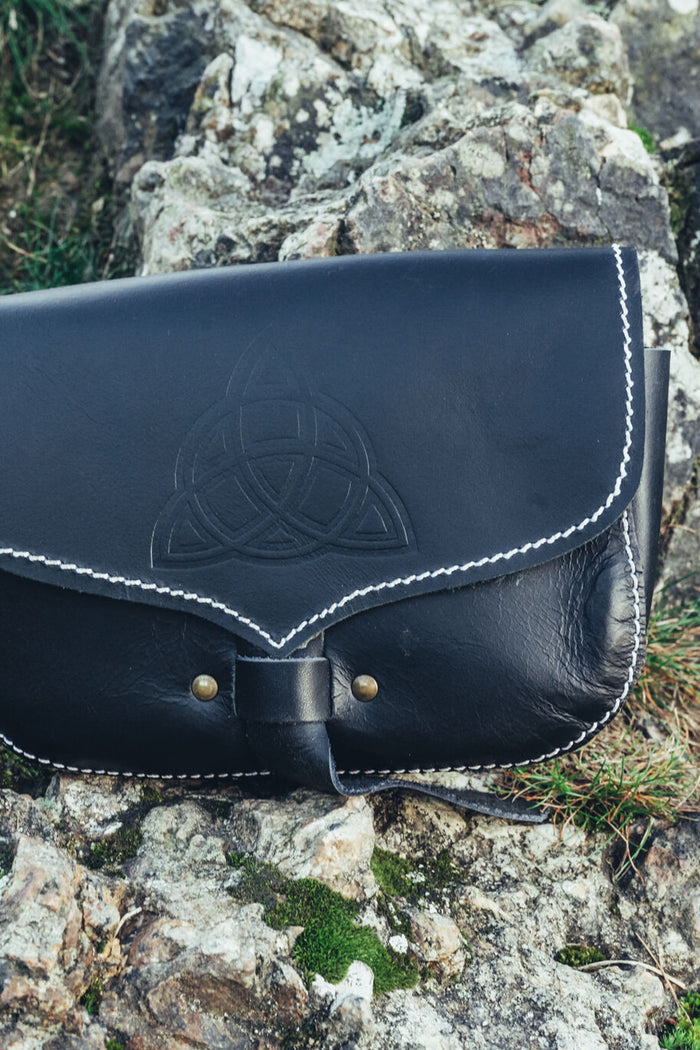 Keltische Tasche Triquetra, schwarz