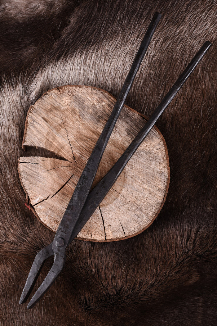 Grande pinza piegatrice in ferro