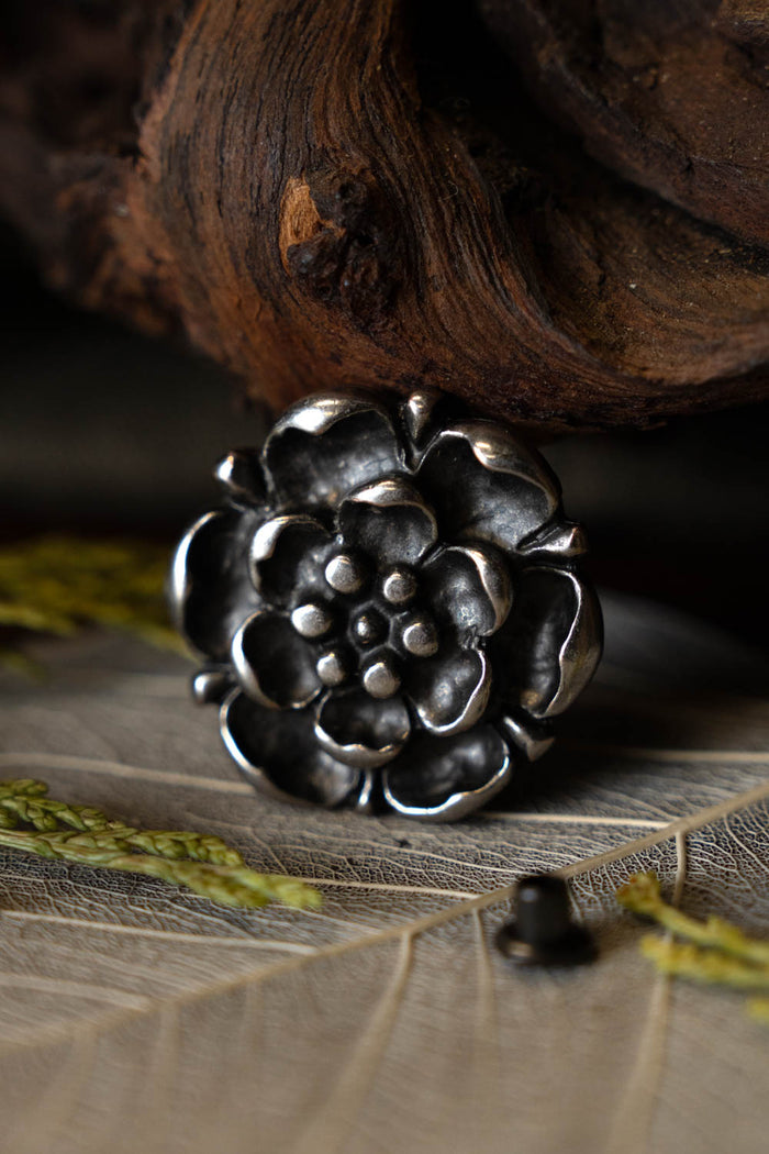 Tudor roos riembeslag (set van 5 stuks), verzilverd brons