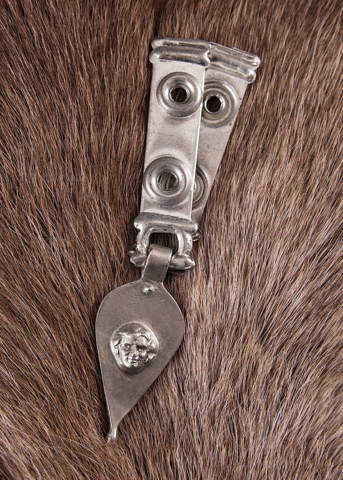 Romersk cingulum-bælteende Tekija, fortinnet messing