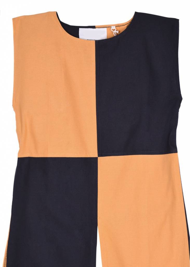 Middeleeuws overkleed Rodrick, oranje-zwart