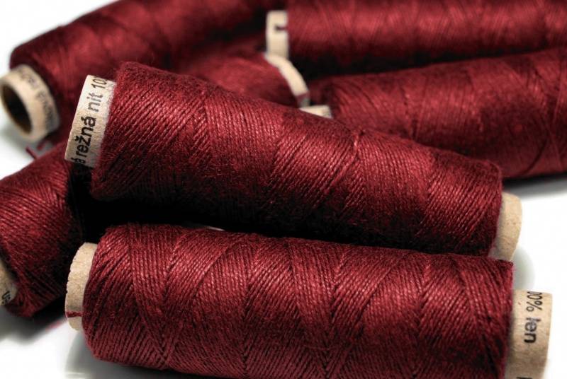 Nić lniana bakłażanowa, 50 m