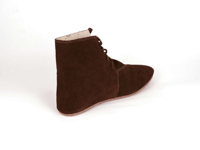 Średniowieczne puntersy Karl, brązowe