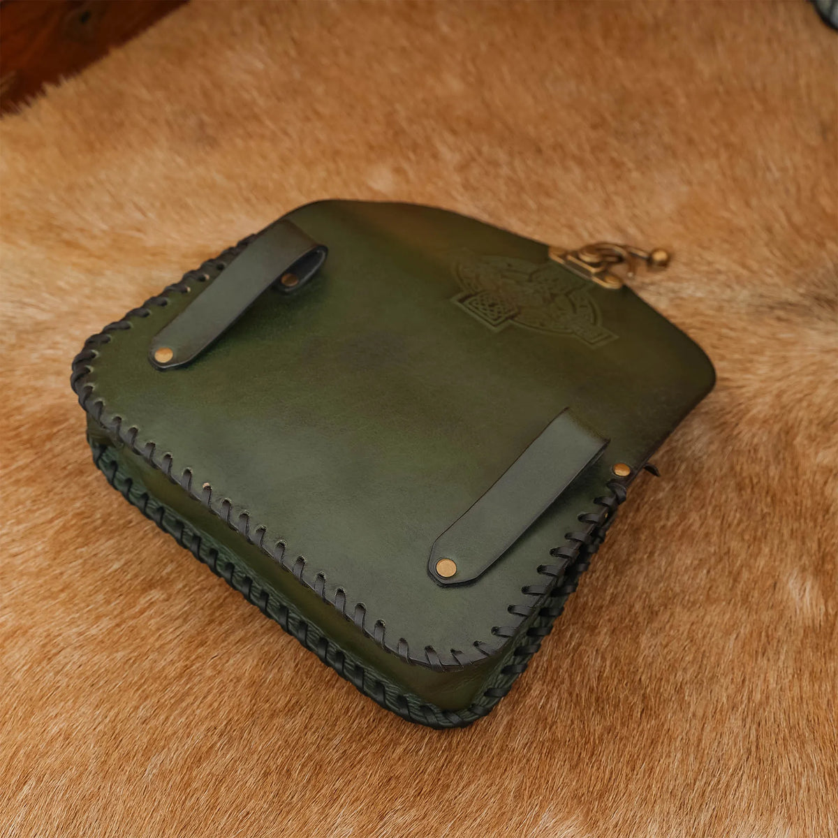 Leren tas met Keltisch kruis, groen
