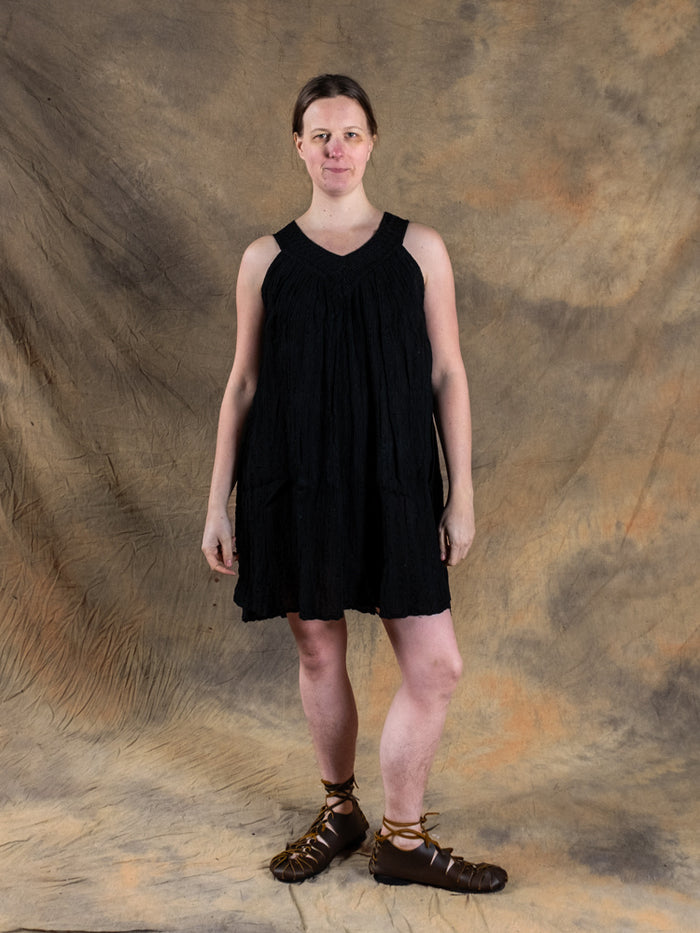 Gudinneklänning Hera, kort, svart