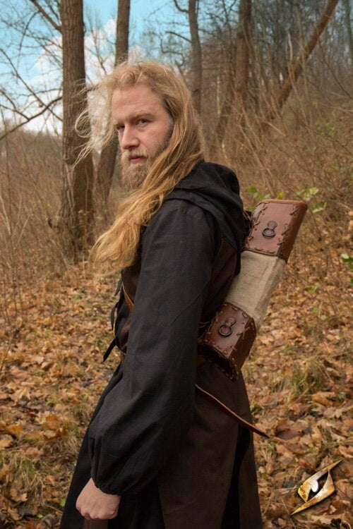 Quiver Artemis, brown