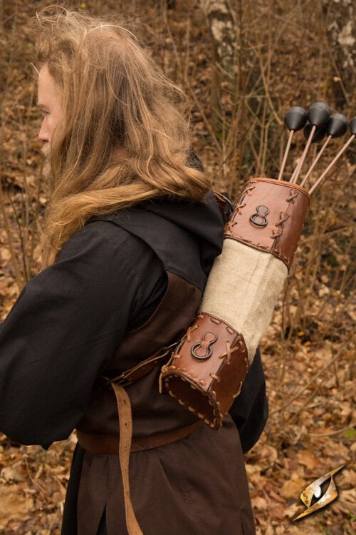 Quiver Artemis, brown