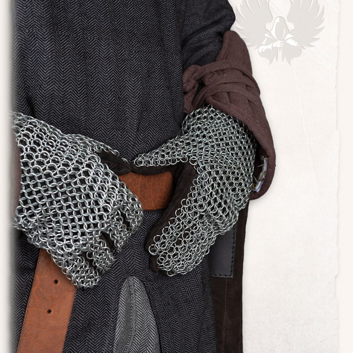 Chainmail gauntlets Richard, butted round rings, 8 mm