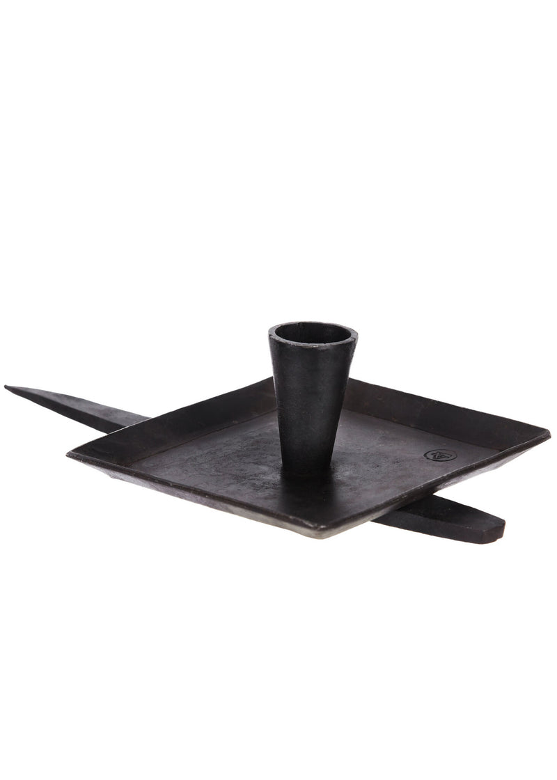 Kwadratowy świecznik, Museum of London