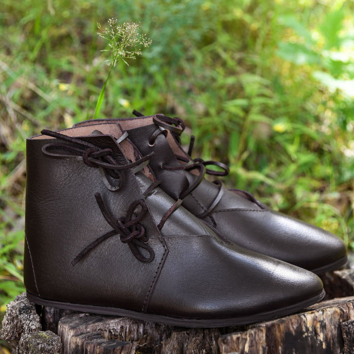Bottines, 15e siècle, brun
