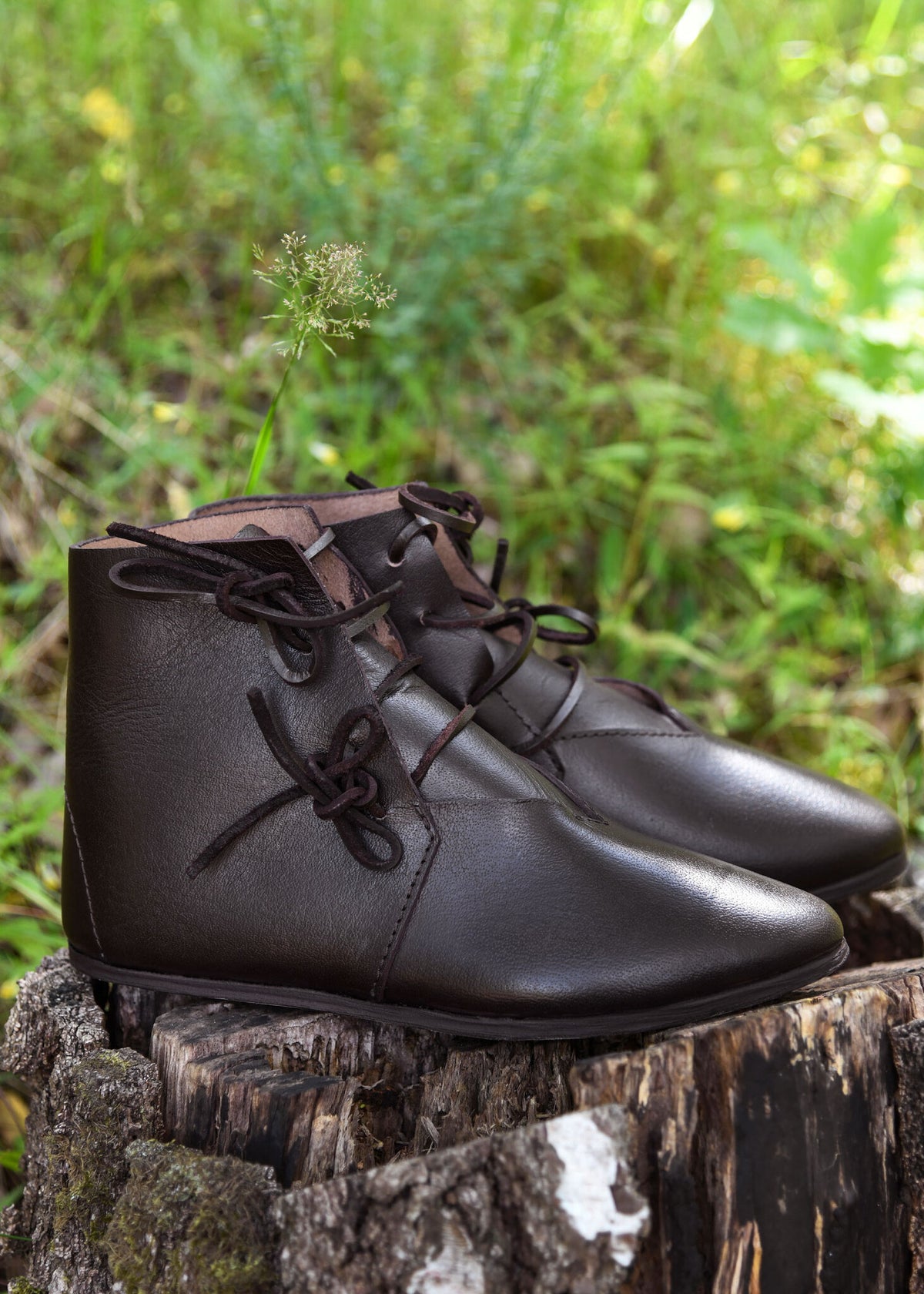 Buty za kostkę, XV wiek, brązowe