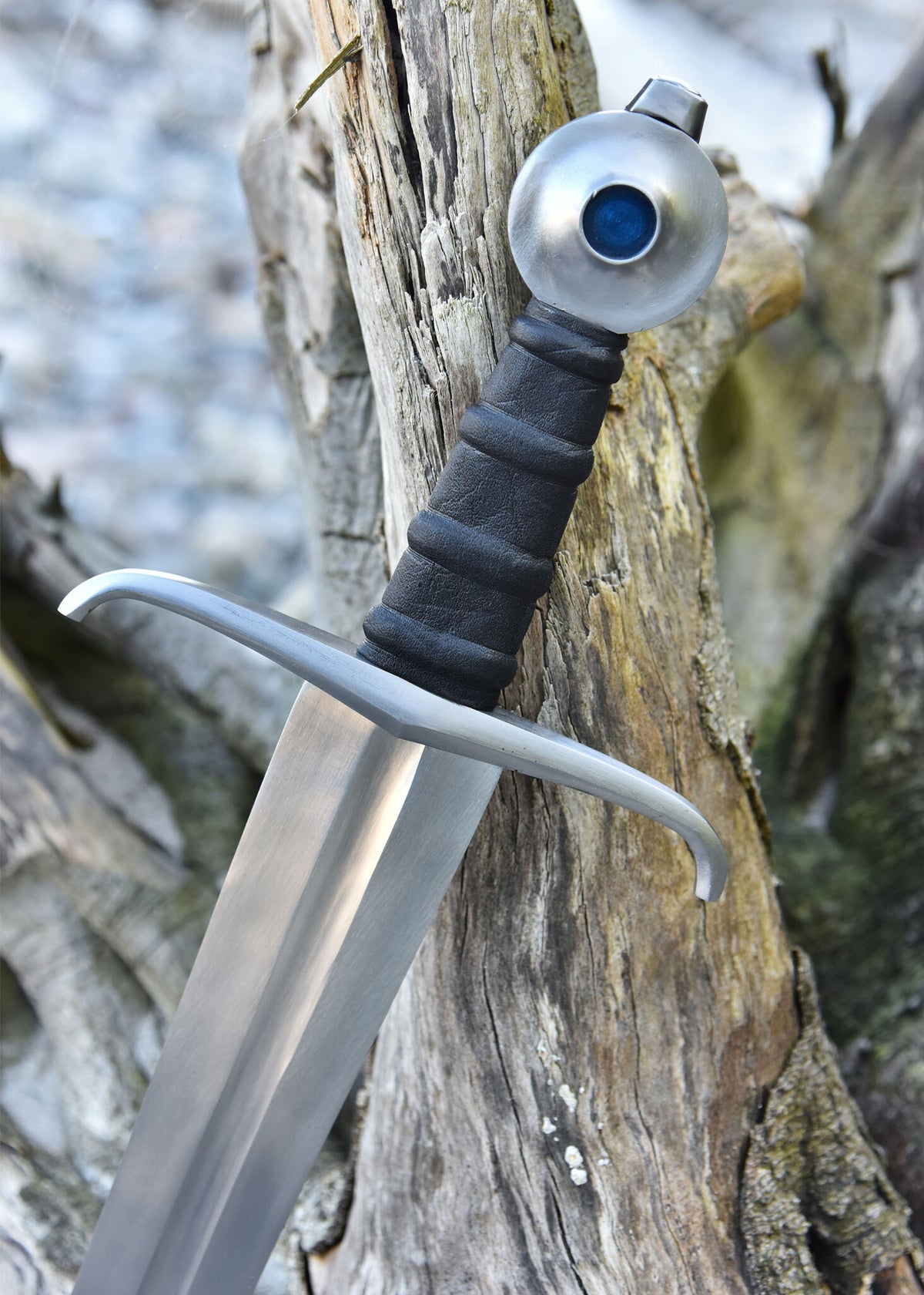 Castillon Schwert mit Scheide, 15. Jahrhundert, halbscharf