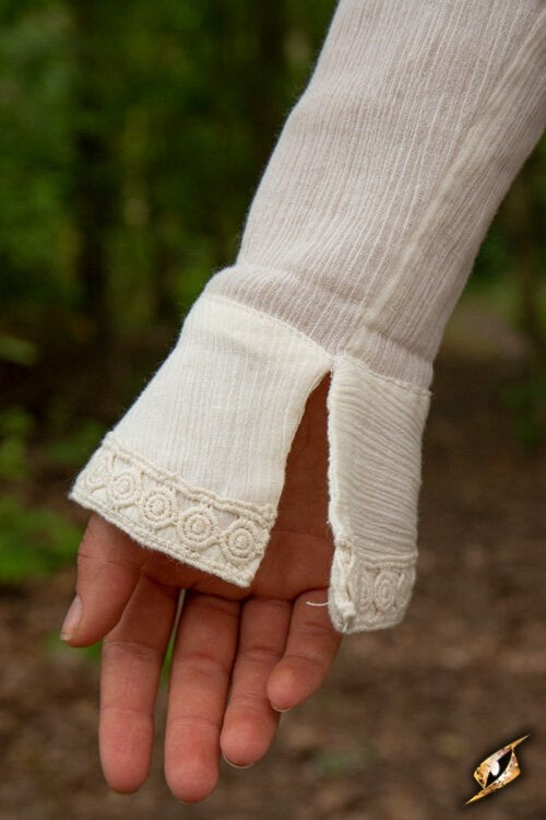 Cotehardie Isobel, hvid