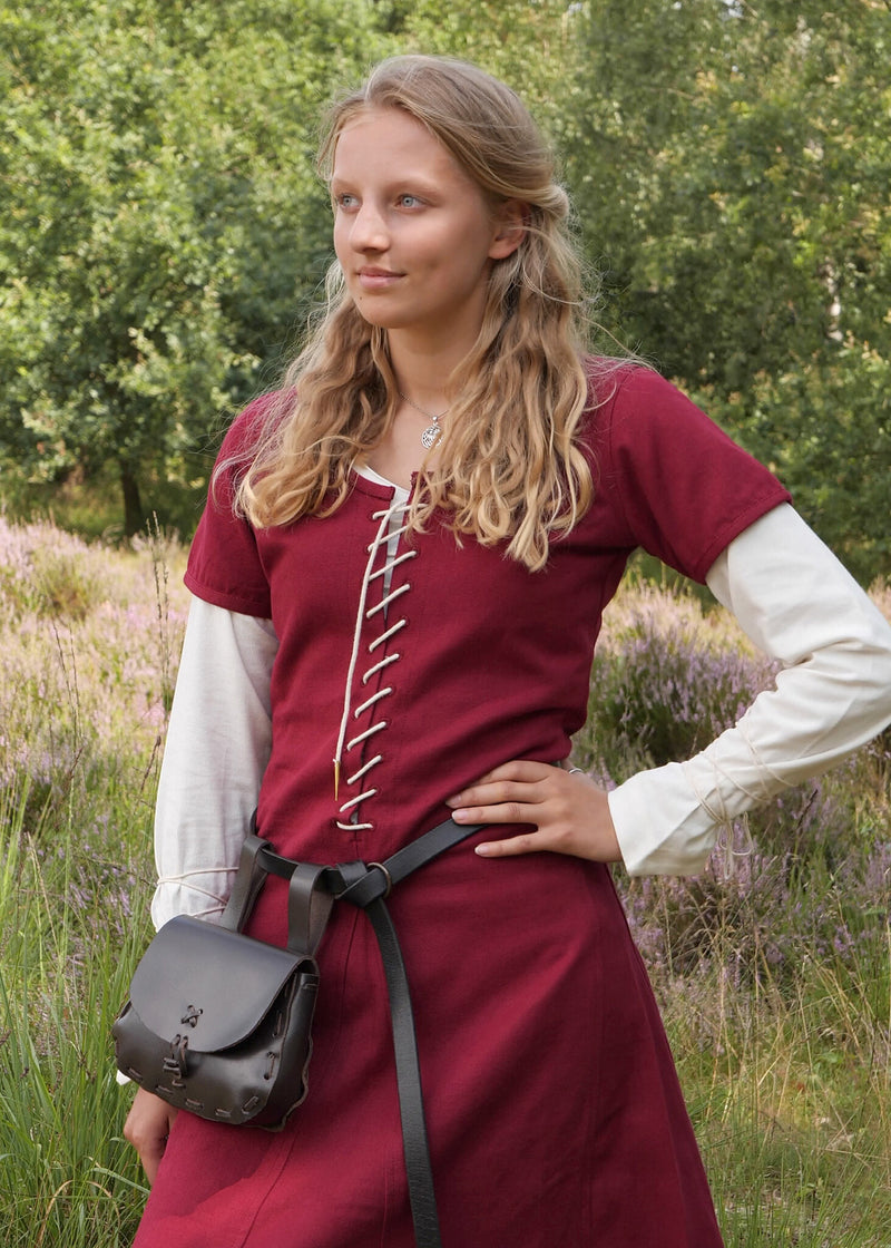 Cotehardie Odilia, bordeauxröd