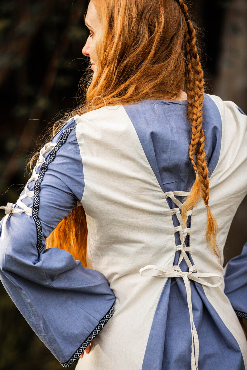 Średniowieczna suknia Serena, niebieska