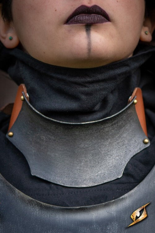 Renegade women's armor, gorget, 1 mm