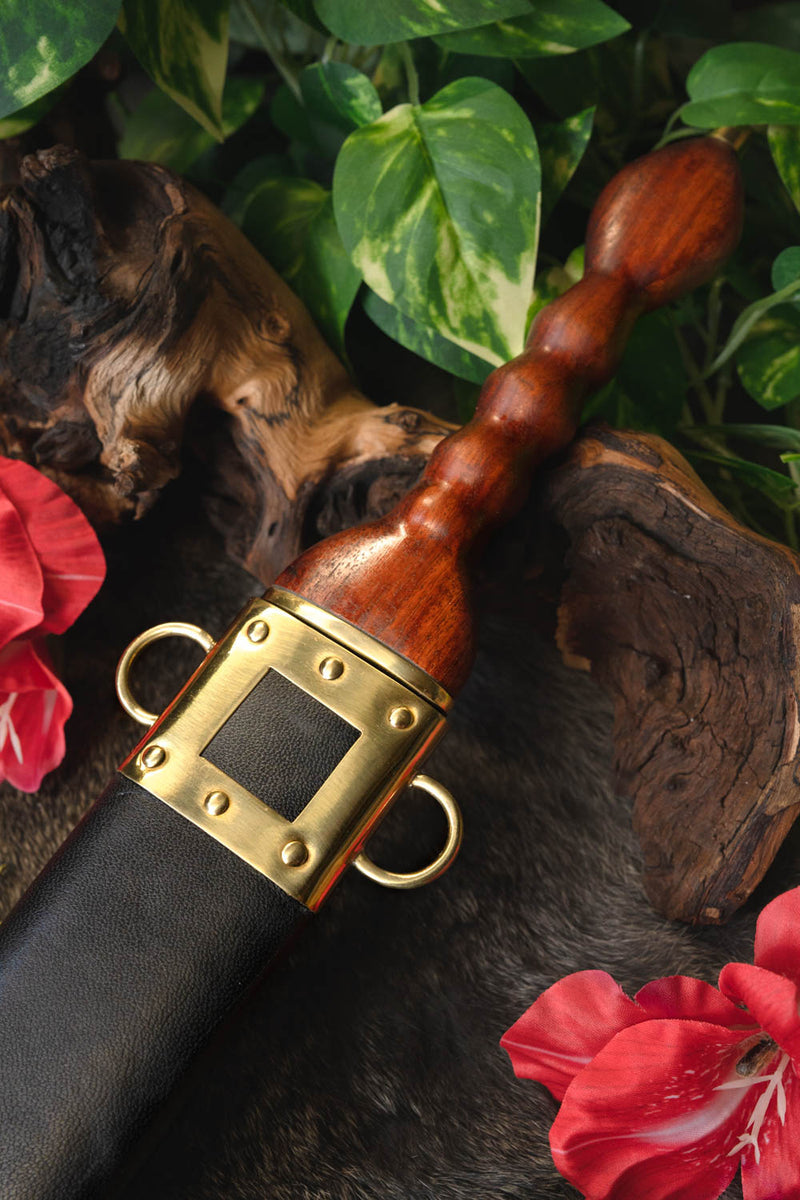 Pugio British Museum, semi-scherp