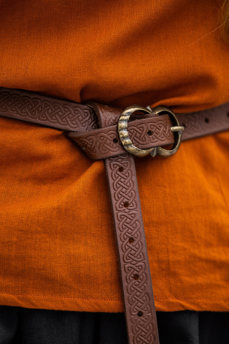 Cinturón medieval Fionn, marrón claro