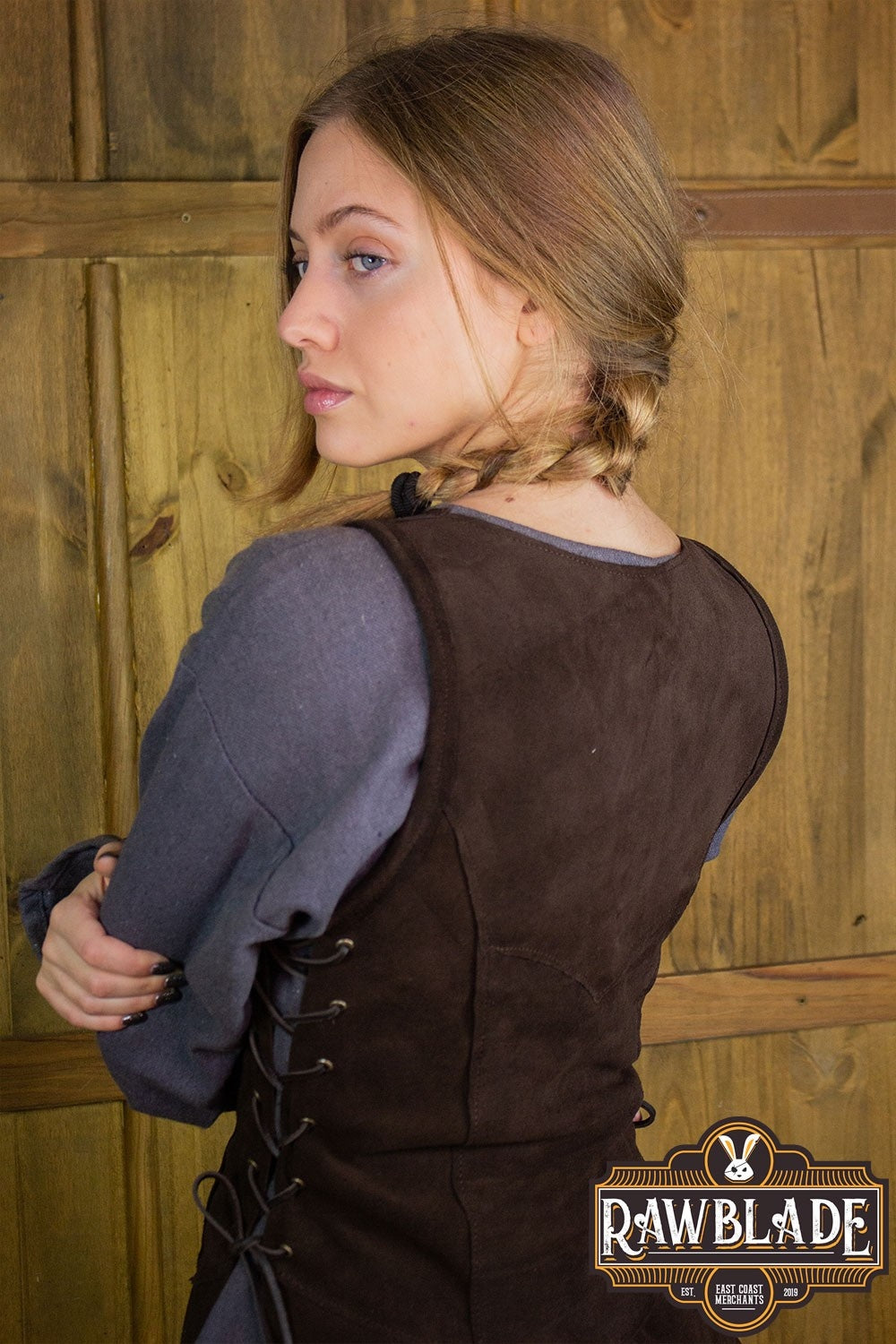 Joanne Splitleren Tabard, Smeđa
