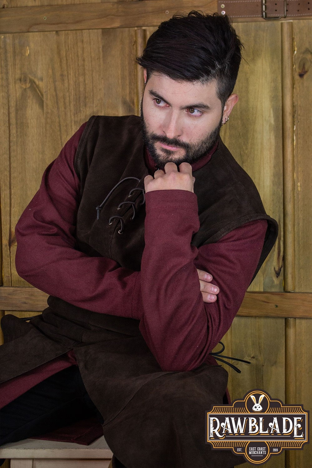 Tabard John ze skóry dwoinowej – brązowy