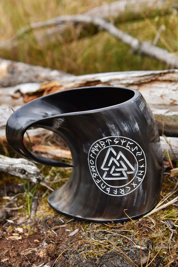 Horn cup, Valknut, 650-1000 ml
