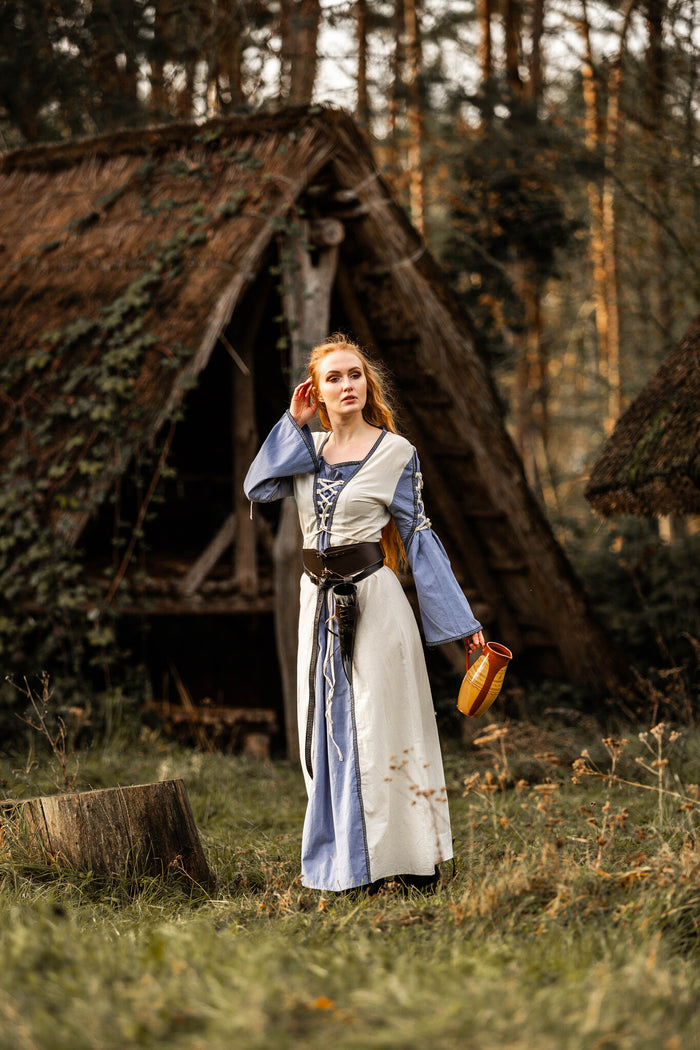 Medieval dress Serena, blue