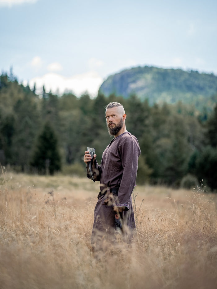 Germaanse Thorsberg tuniek Wulfhard, donkerbruin
