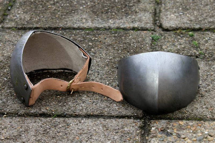 Frühe Couters, Ellbogenpanzer, 1,6 mm