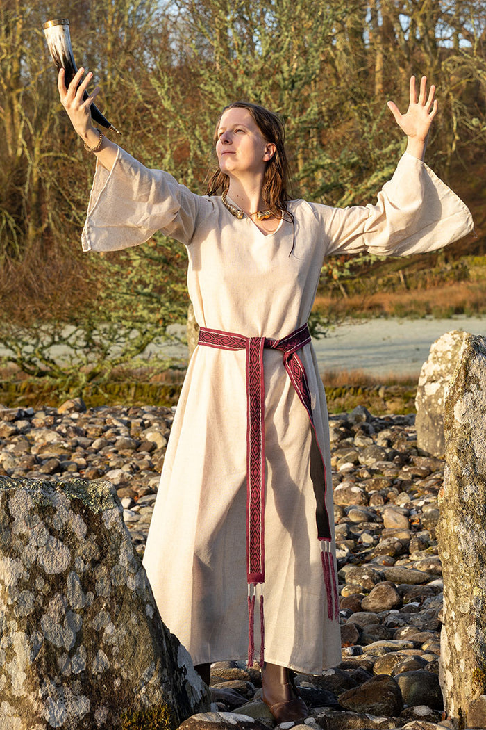 Meduseld chemise, underdress, linen