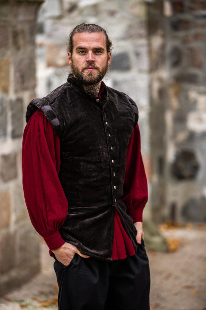 Pourpoint en velours à boutons métalliques, brun