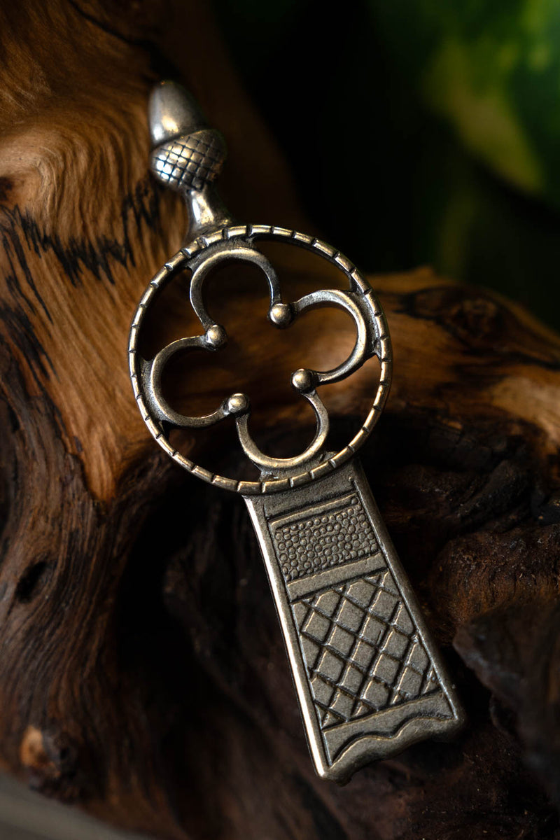 Medieval belt end Museum of London, silvered