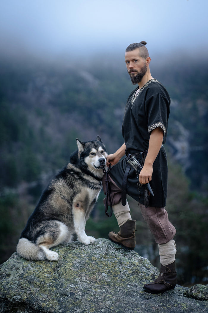 Tunica Halbard, nera