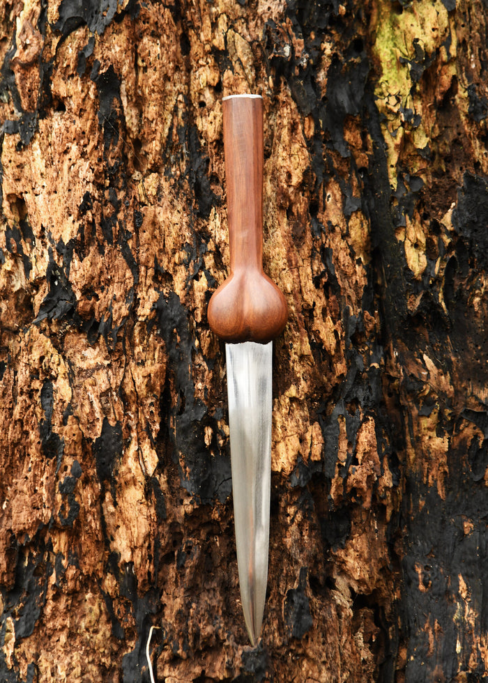 Dagger z kulistą głowicą, półostry