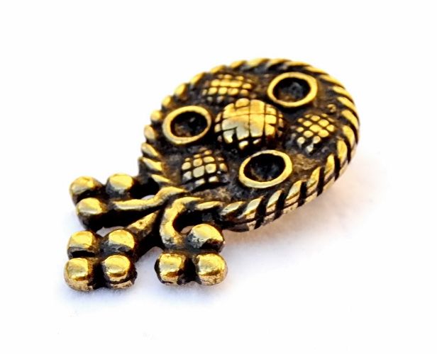 Renaissance belt fitting London