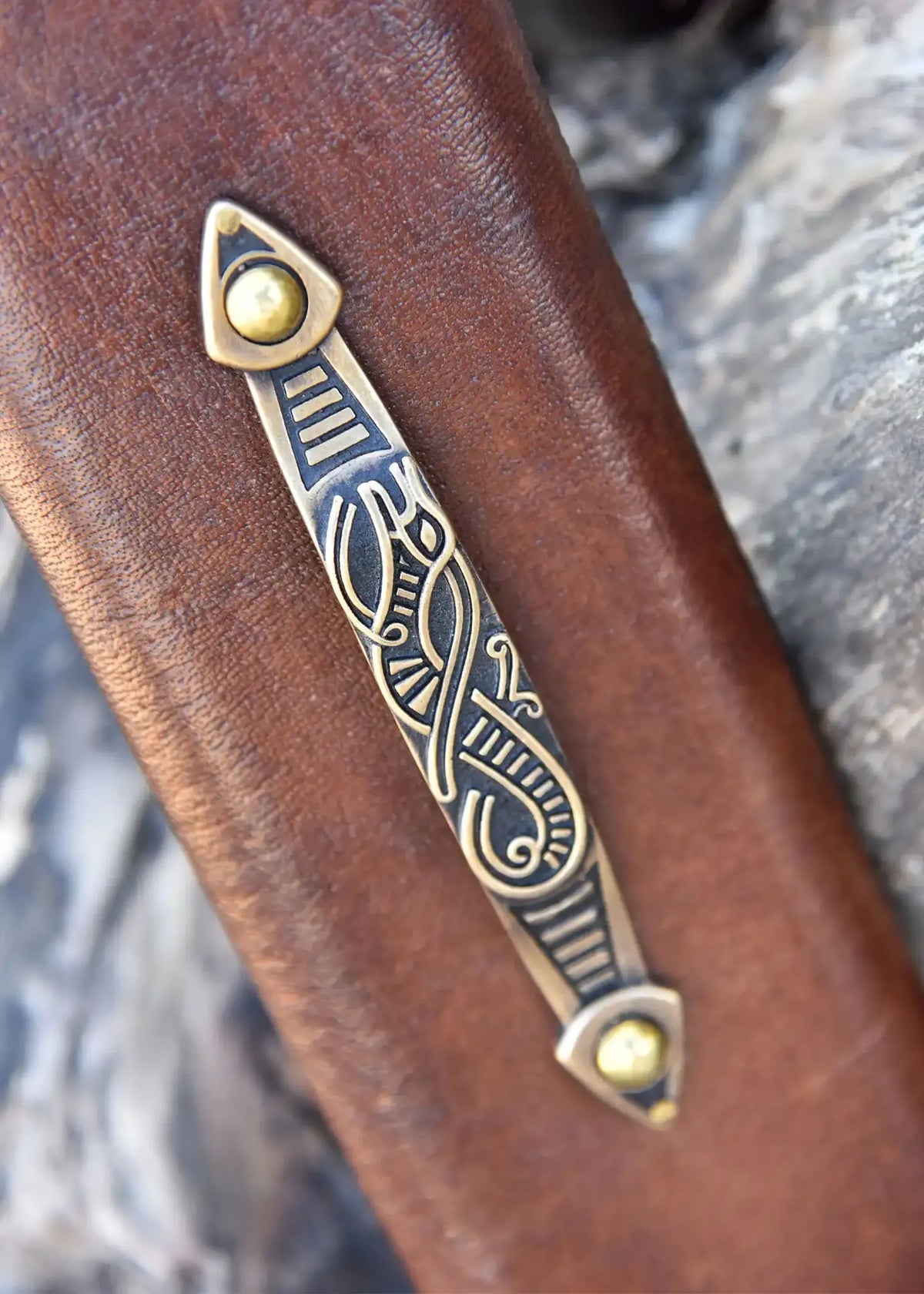 Rusvik Viking zwaard Petersen E1 Gnezdovo, semi-scherp