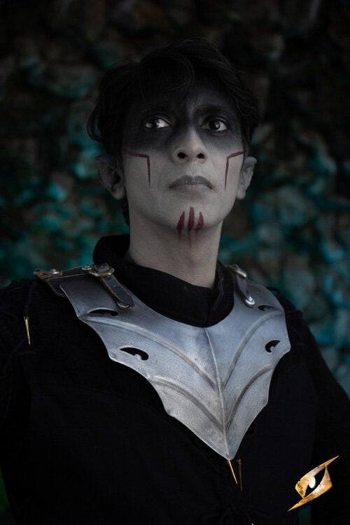 Dark elven Eventide gorget, 1 mm