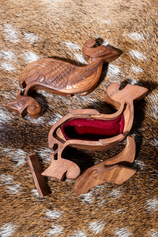 Jewelry box Celtic sea horse, wood