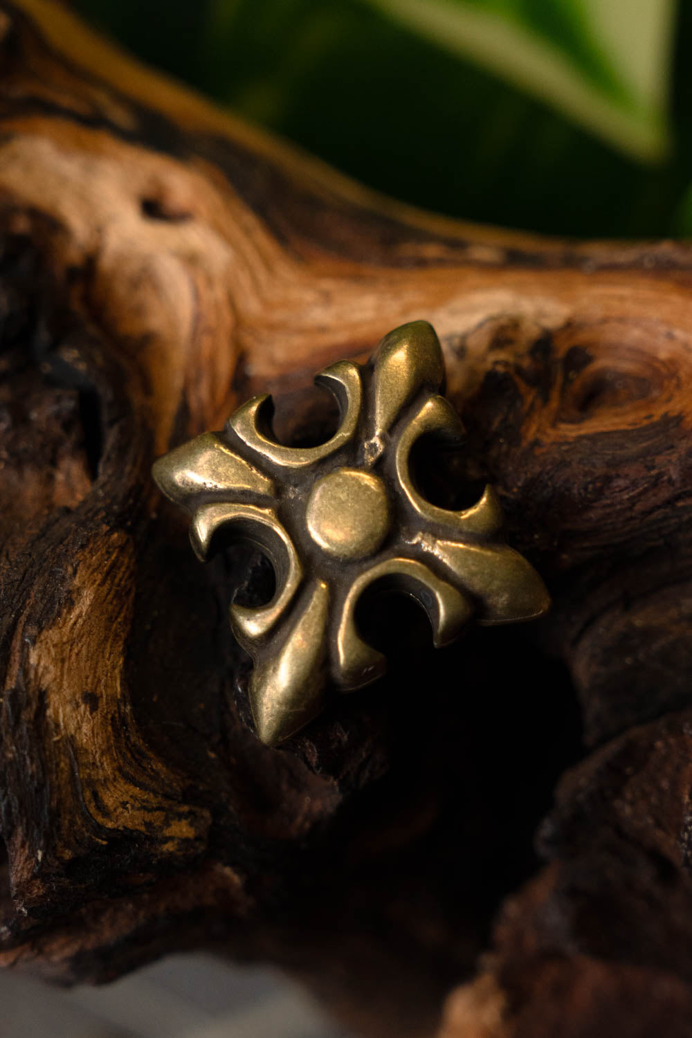 Mittelalterliche Lilie, Set mit 5 Stück, Bronze