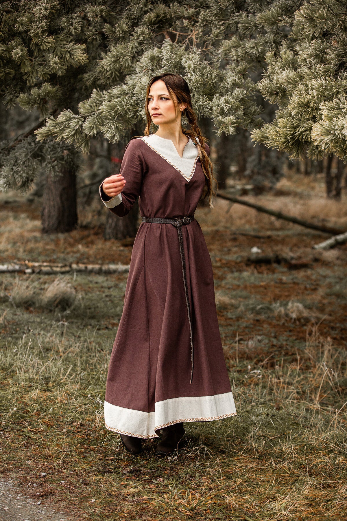 Viking dress Estrid, brown-natural