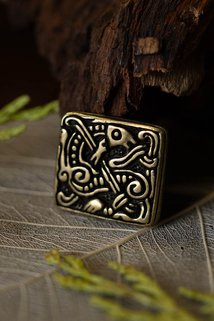 Riembeslag achteromkijkend beest