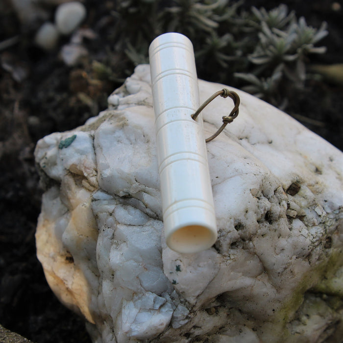 Wikińskie kościane etui na igły