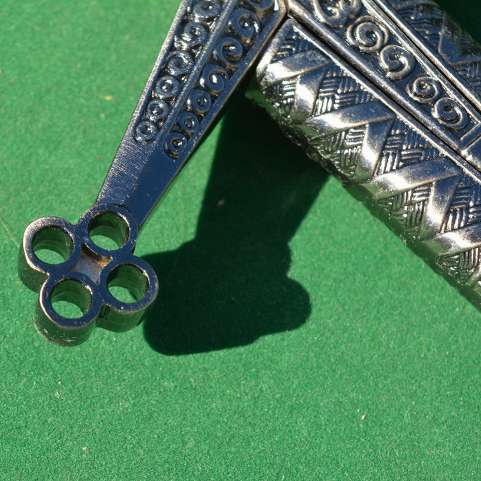 Scottish dagger with honeycomb motif, semi-sharp
