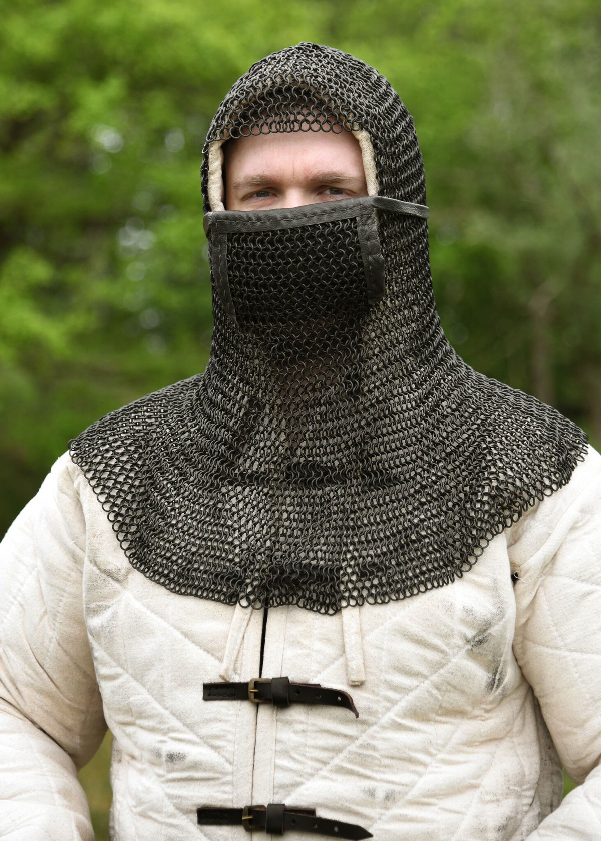 Ringbrynjehuva med fyrkantig ventail, bronserad, 8 mm